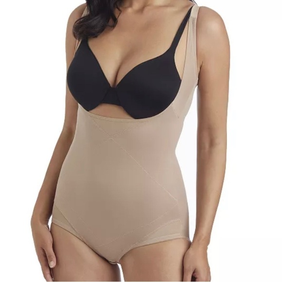 Naomi & Nicole Ultra-Firm Control Shapewear Inside Magic Tummy Tuck Bodybriefer - Picture 1 of 7